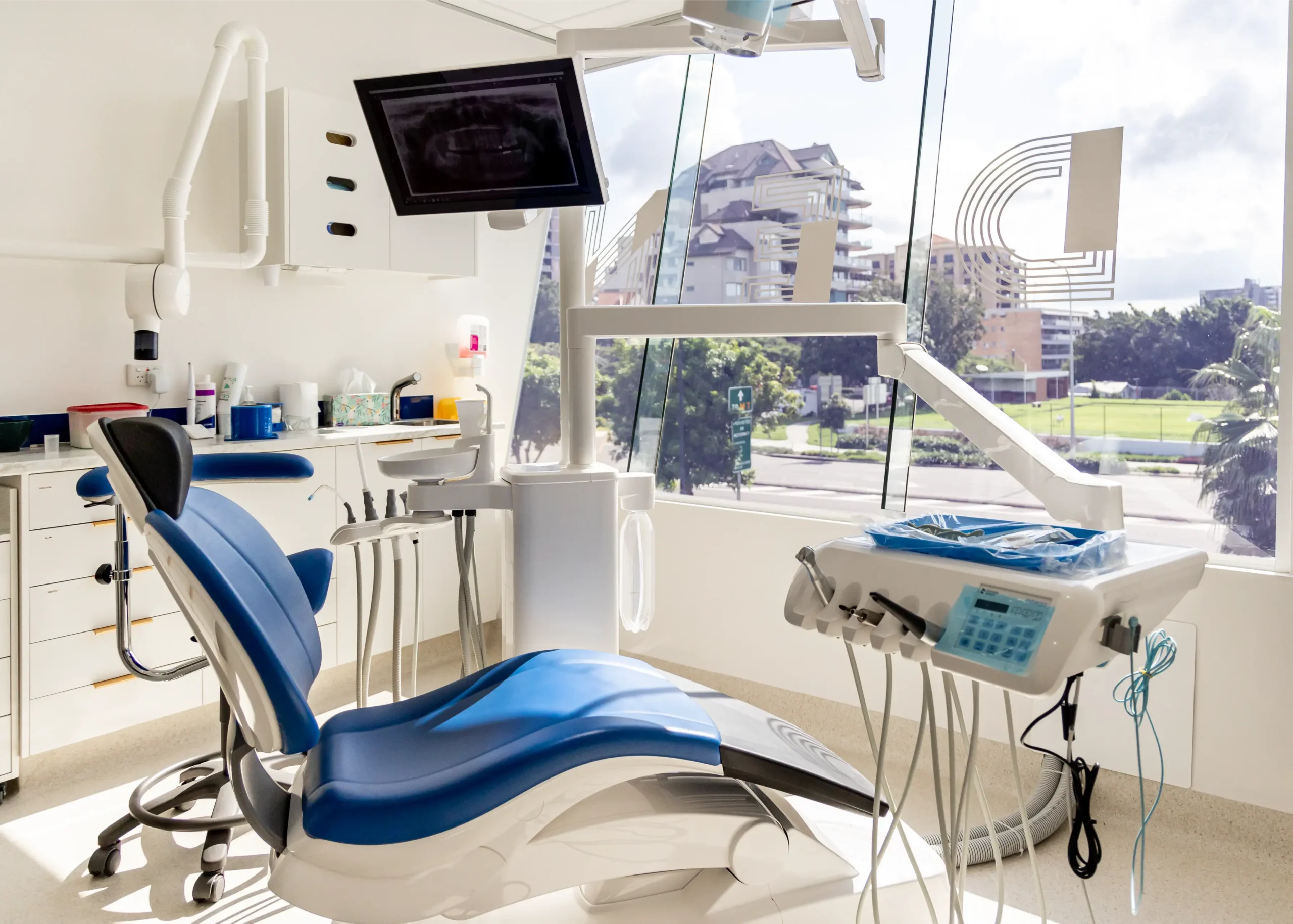 Natural light dental clinic environment at EasyCare Family Dental