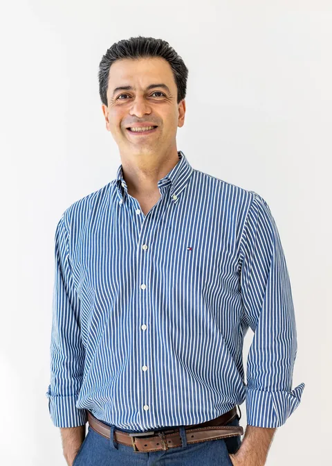 Dr Majid Serpoosh, dentist at EasyCare Family Dental